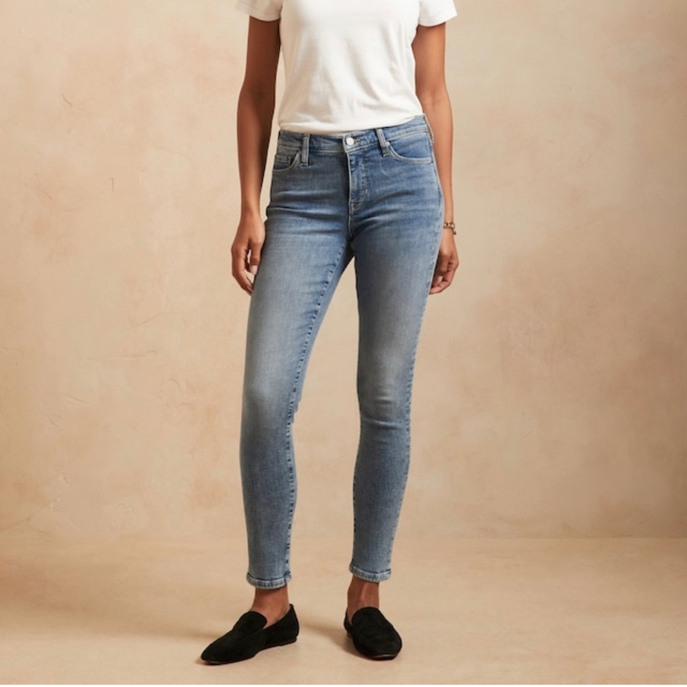 Banana Republic New with Tags 33L